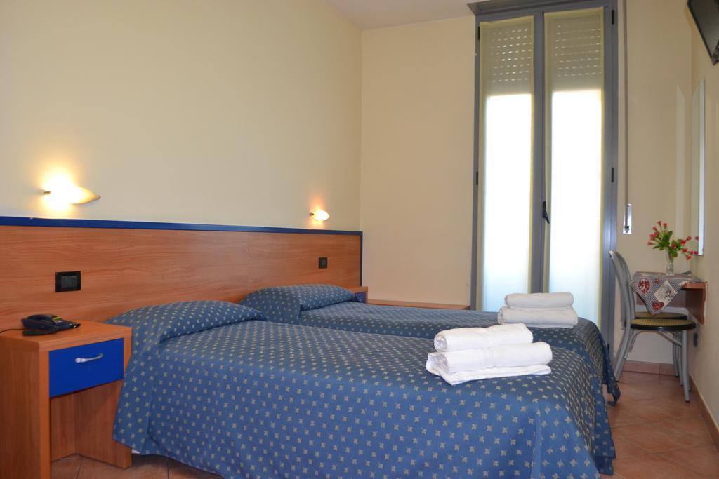 Hotel Iride Stazione Lambrate Citta Studi Милан Номер фото